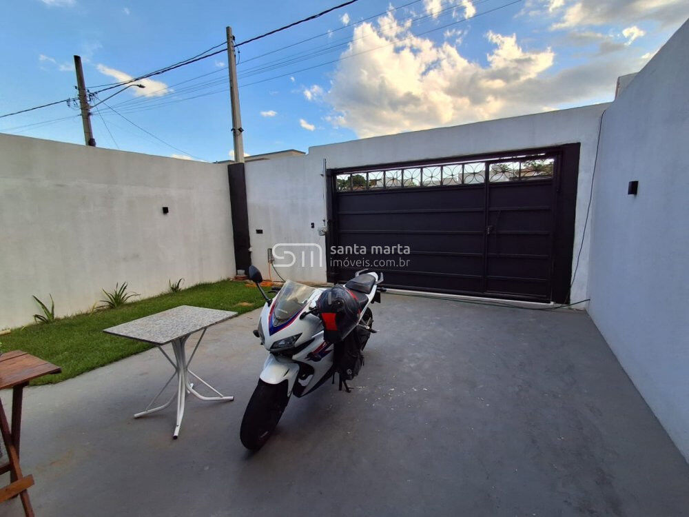 Casa à venda com 1 quarto, 141m² - Foto 2