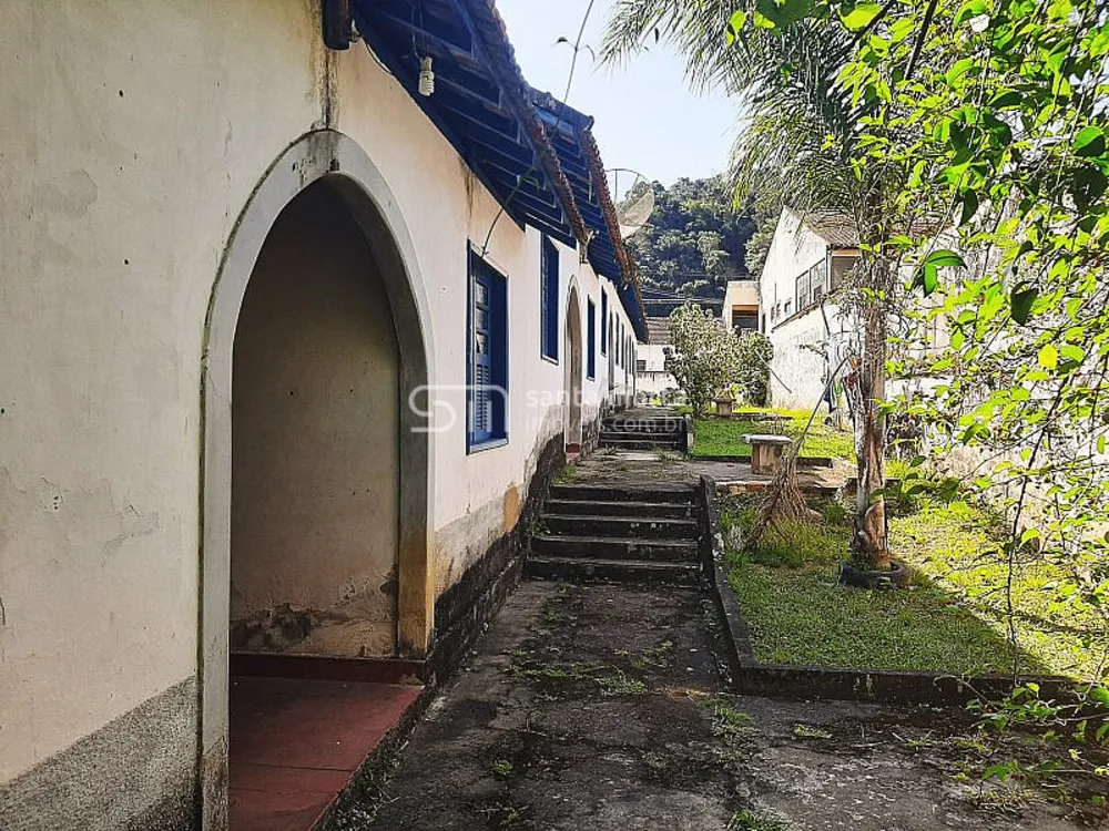 Casa, 12 quartos, 1076 m² - Foto 1