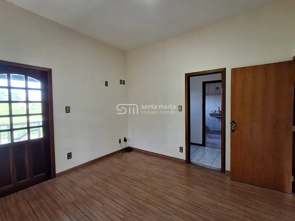 Chácara, 4 quartos, 2328 m² - Foto 4