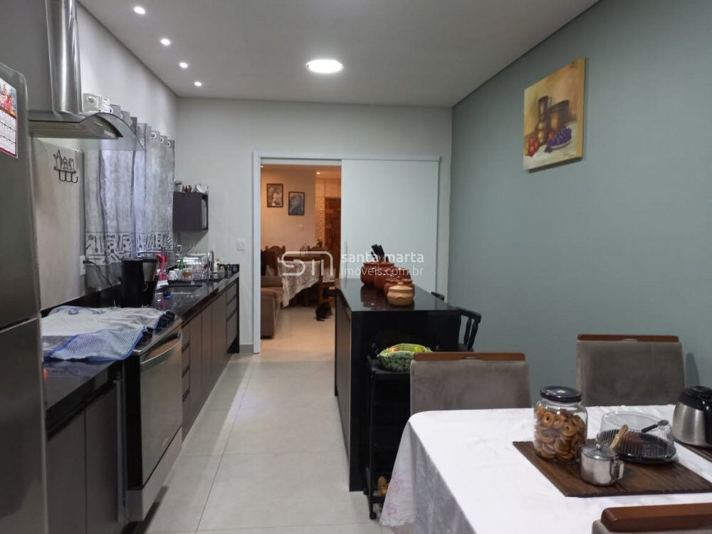 Casa à venda com 2 quartos, 280m² - Foto 5