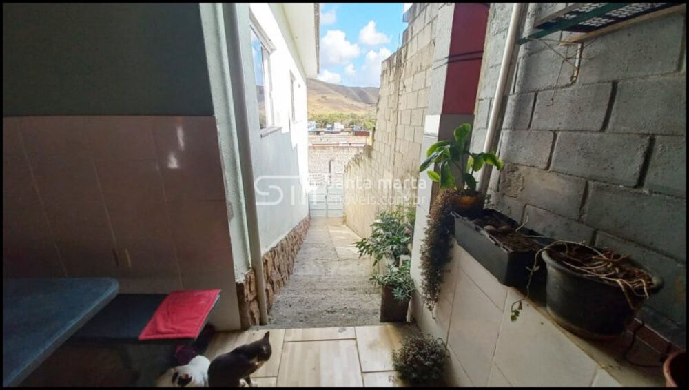 Sobrado à venda com 3 quartos, 24m² - Foto 1