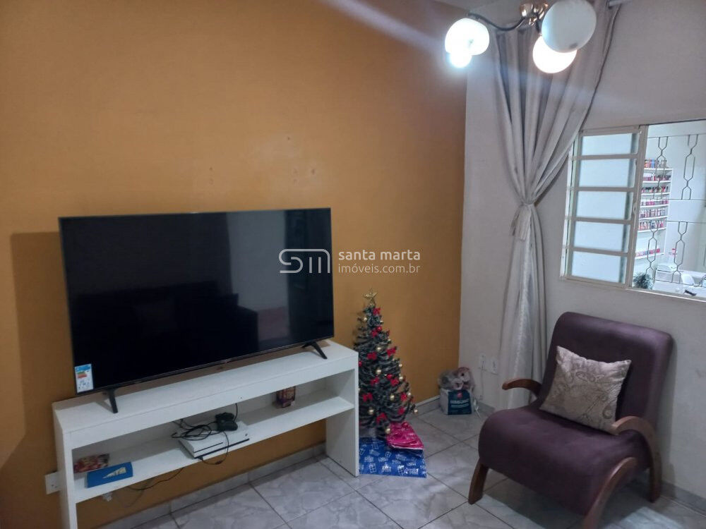 Casa à venda com 2 quartos, 280m² - Foto 2