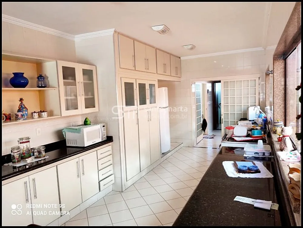 Casa, 9 quartos, 24 m² - Foto 4