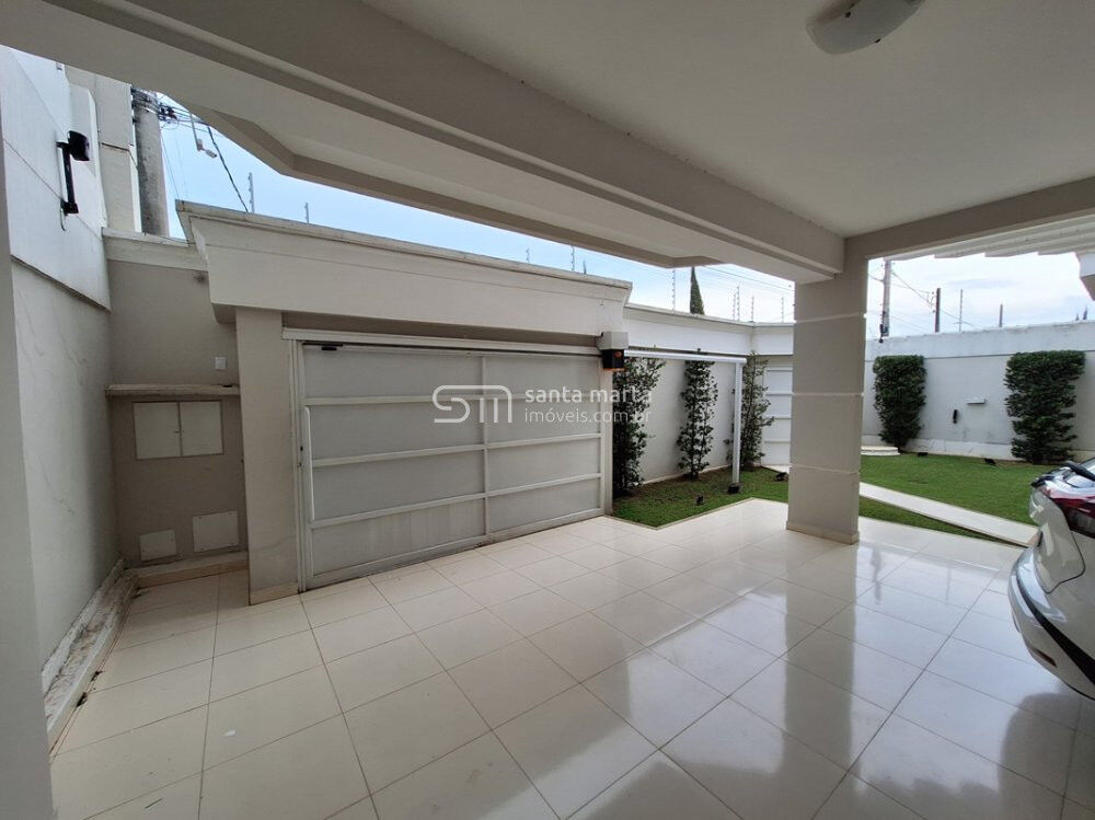 Casa à venda com 4 quartos, 720m² - Foto 3