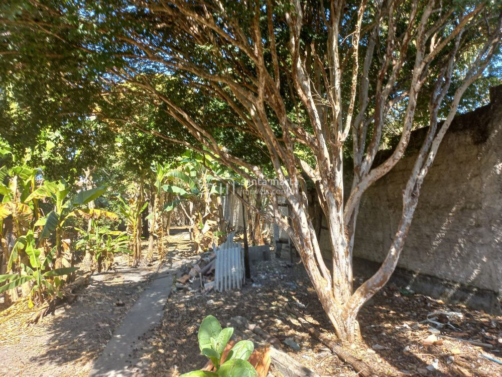 Casa à venda com 3 quartos, 280m² - Foto 2