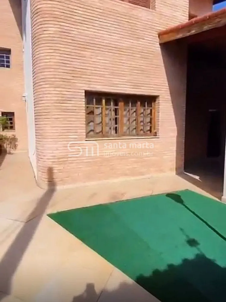 Sobrado, 4 quartos, 287 m² - Foto 1
