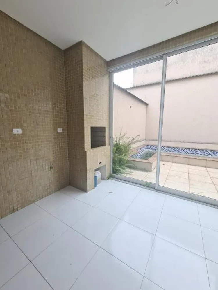 Casa, 4 quartos, 215 m² - Foto 3