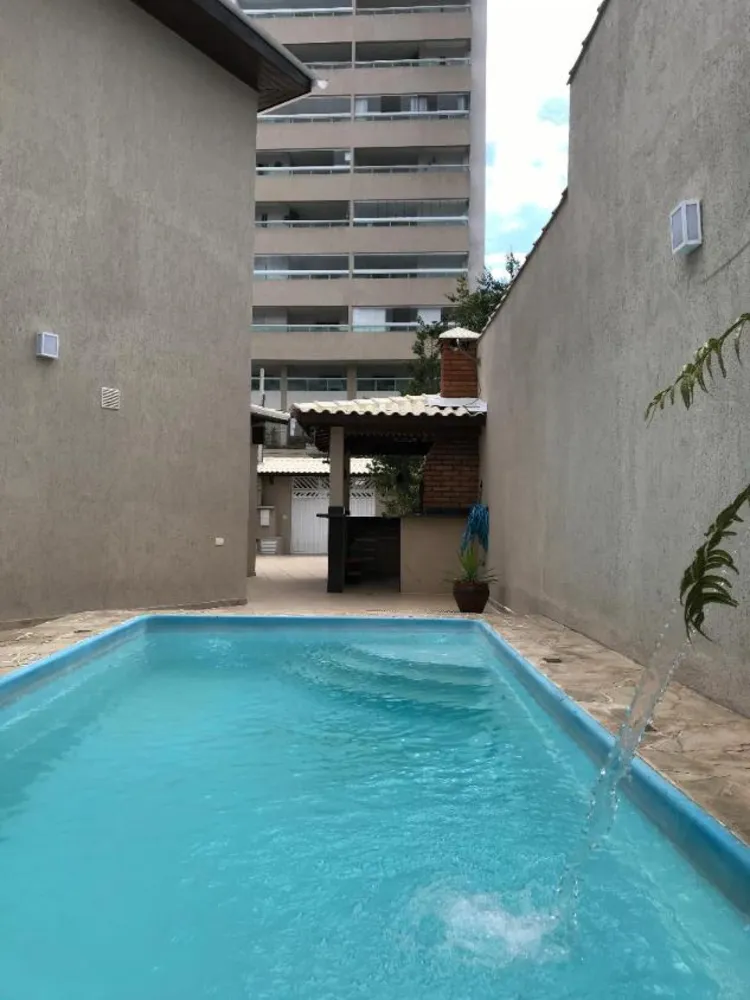 Sobrado, 4 quartos, 212 m² - Foto 1