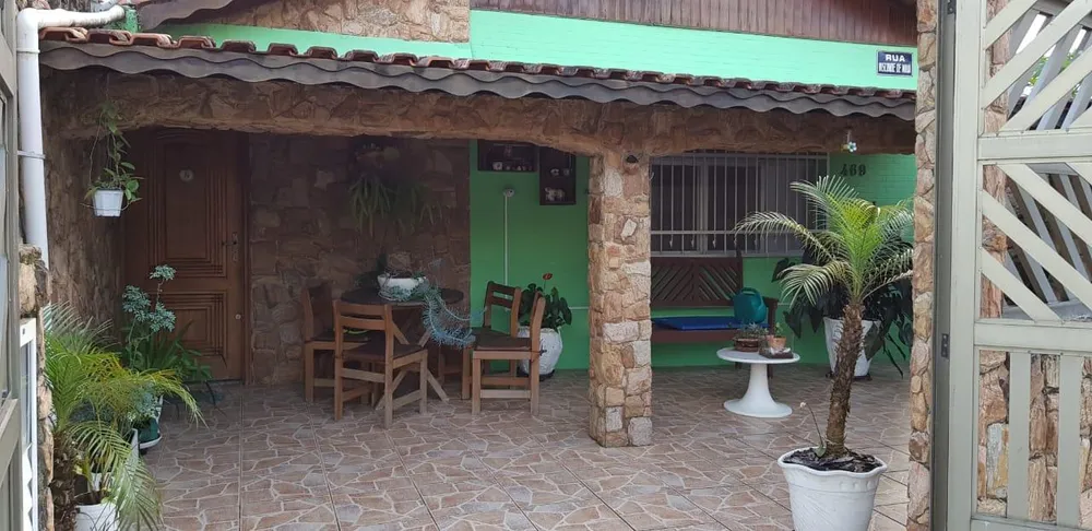 Casa, 3 quartos, 169 m² - Foto 4