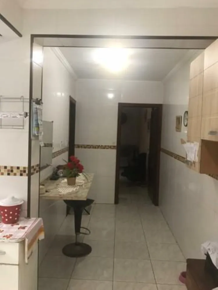 Casa, 3 quartos, 195 m² - Foto 2