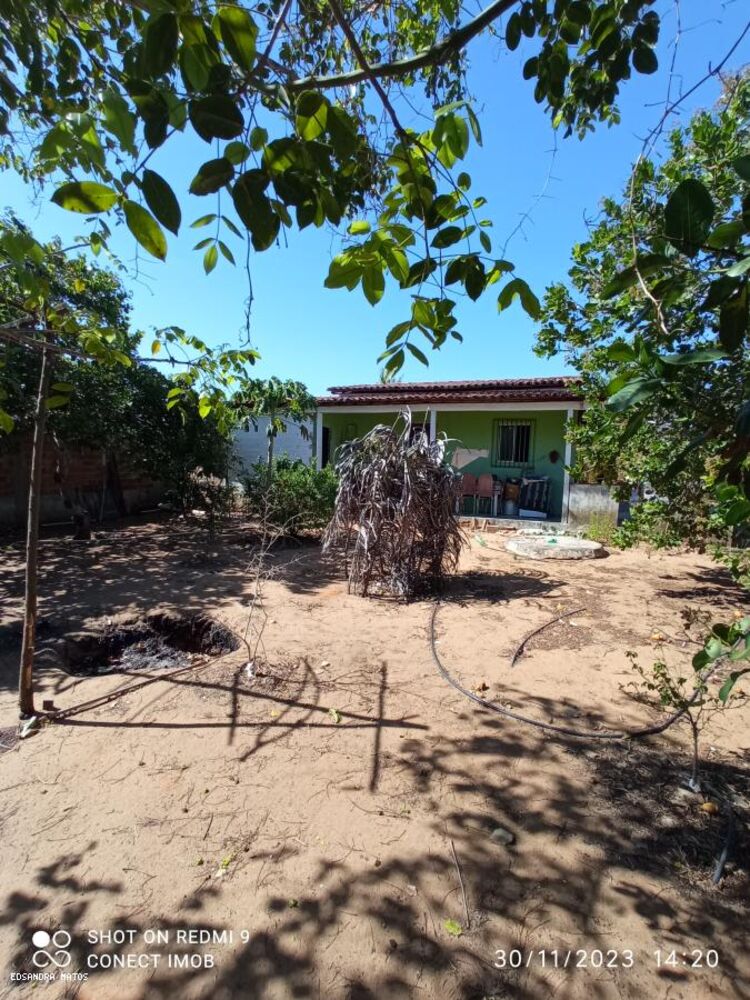 Chácara à venda com 3 quartos, 900m² - Foto 1