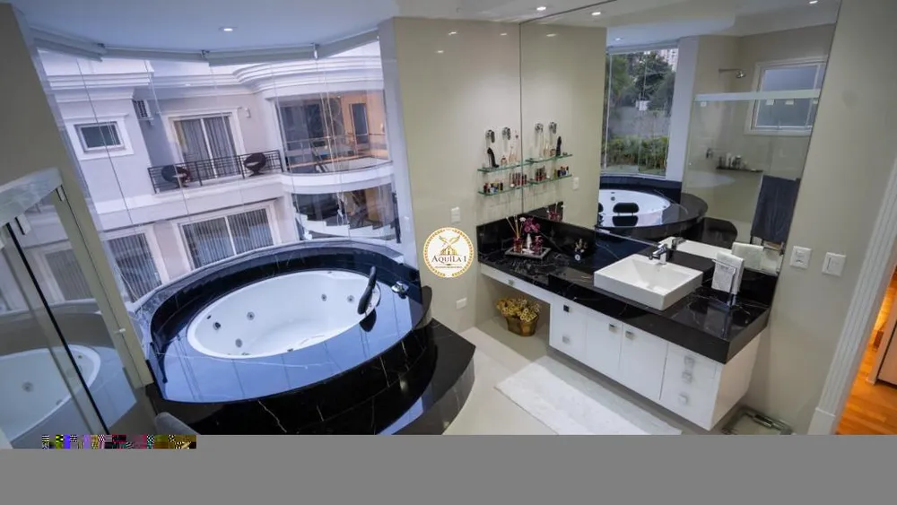 Apartamento, 3 quartos, 200 m² - Foto 1