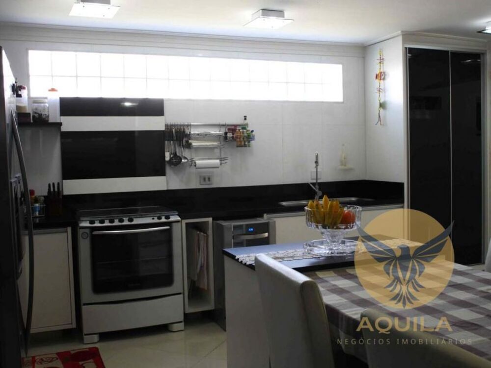Casa para alugar, 224m² - Foto 8