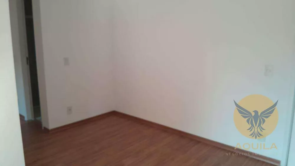 Apartamento para alugar com 2 quartos, 60m² - Foto 4