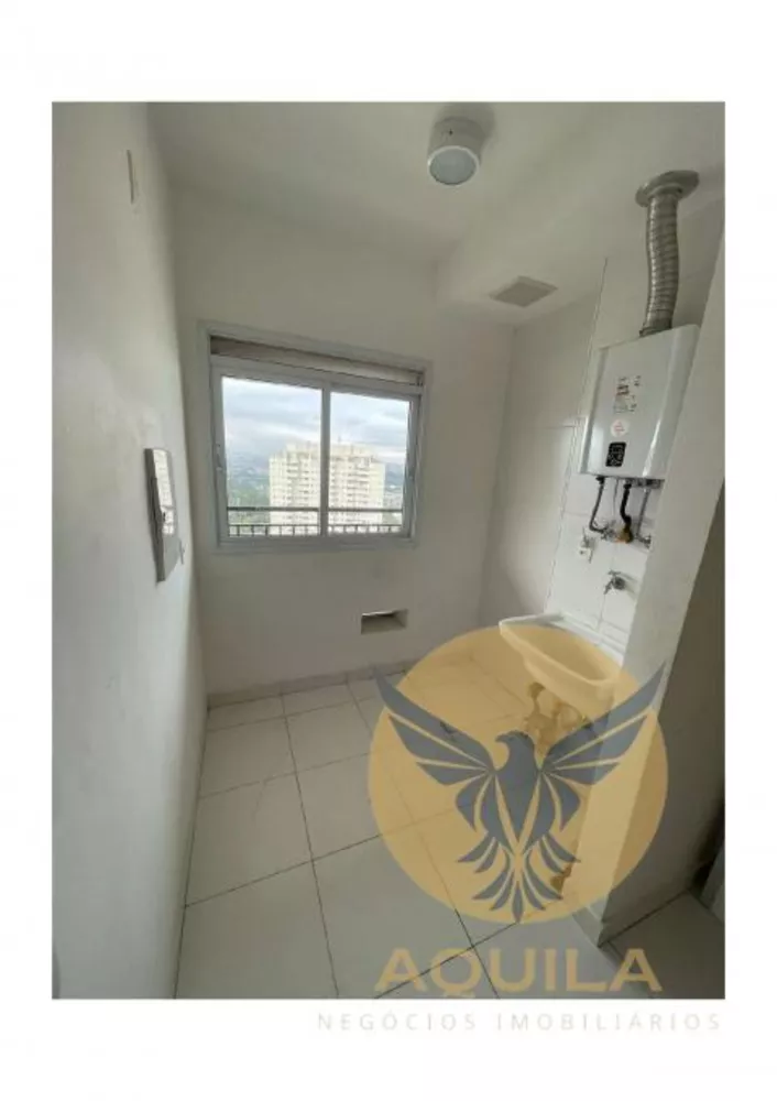 Apartamento para alugar com 3 quartos, 7302m² - Foto 4