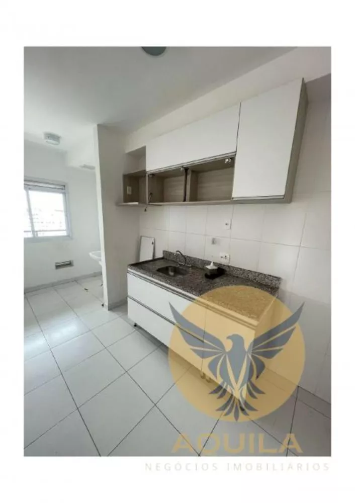 Apartamento para alugar com 3 quartos, 7302m² - Foto 3