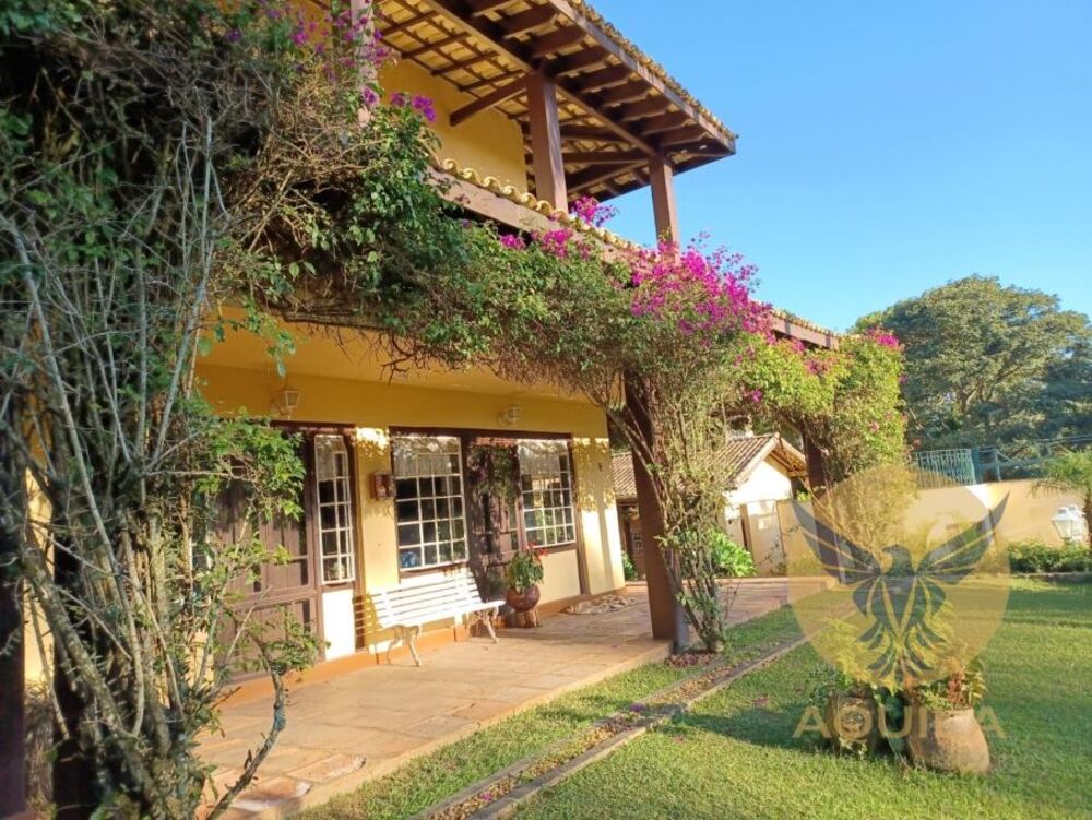 Chácara à venda com 4 quartos, 4300m² - Foto 1