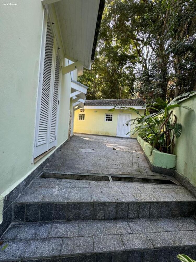 Casa de Condomínio à venda com 5 quartos, 183m² - Foto 6