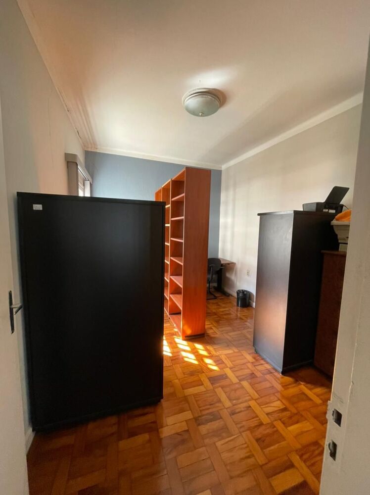 Casa Comercial à venda com 7 quartos, 265m² - Foto 5