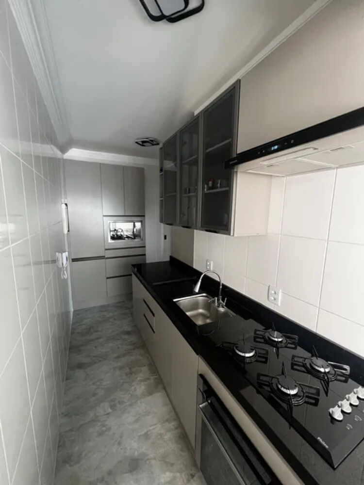 Apartamento à venda com 3 quartos, 74m² - Foto 12