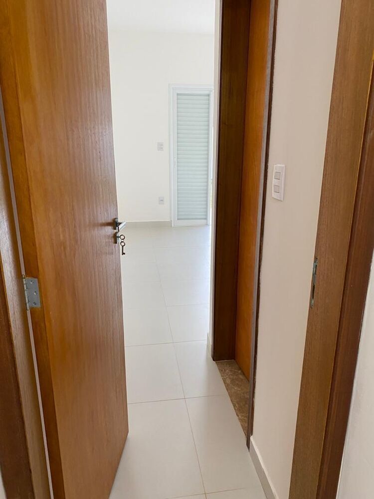 Casa à venda com 2 quartos, 69m² - Foto 17