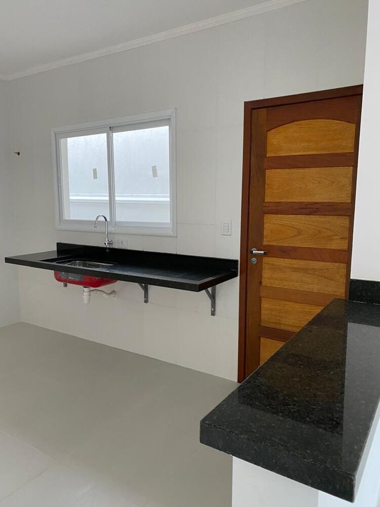 Casa à venda com 2 quartos, 69m² - Foto 10