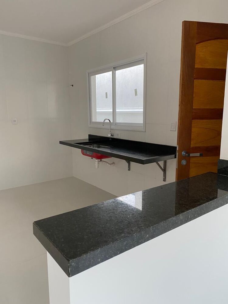 Casa à venda com 2 quartos, 69m² - Foto 9