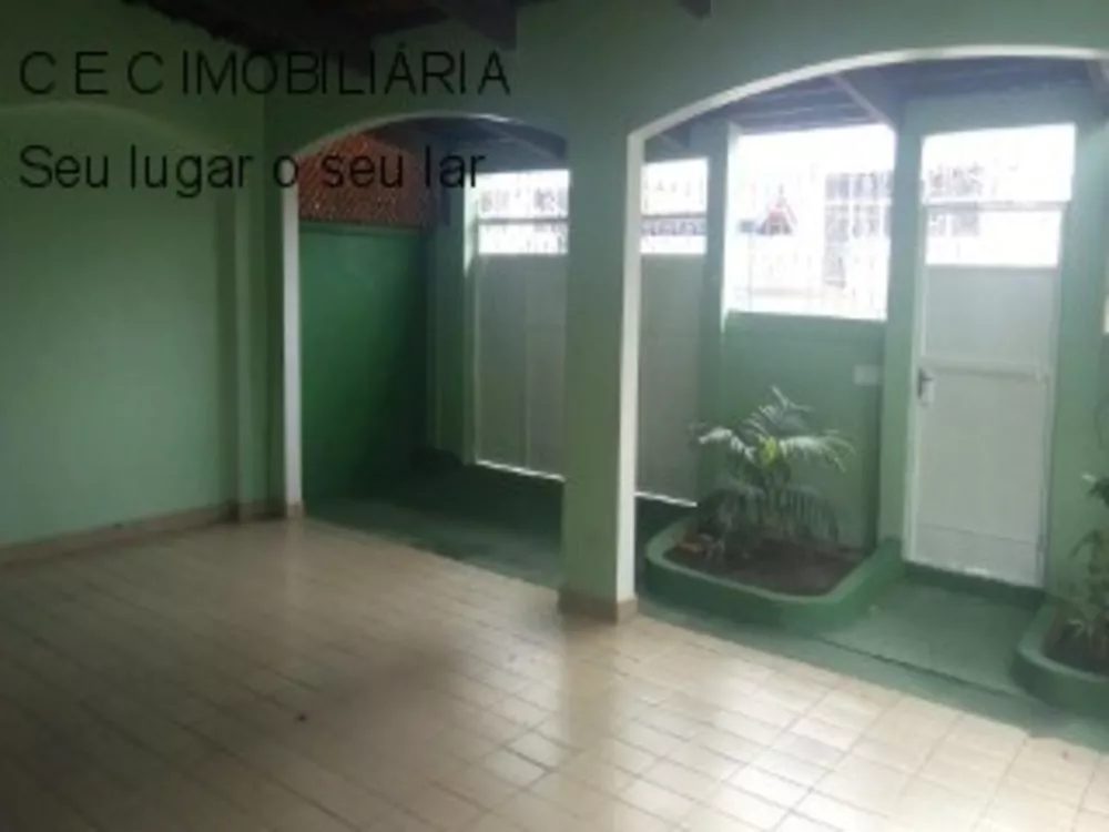 Casa, 3 quartos, 282 m² - Foto 1