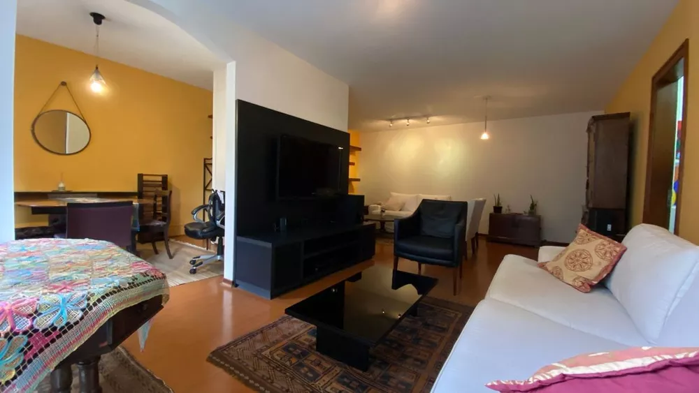 Apartamento para alugar com 2 quartos, 130m² - Foto 4