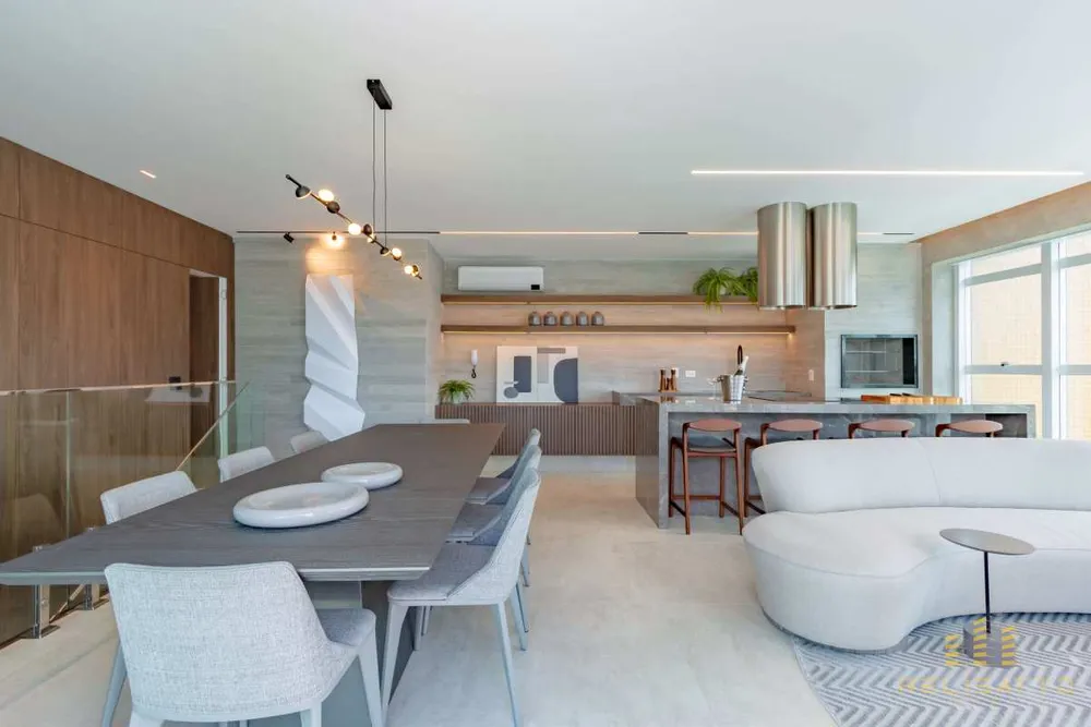 Cobertura, 3 quartos, 217 m² - Foto 4