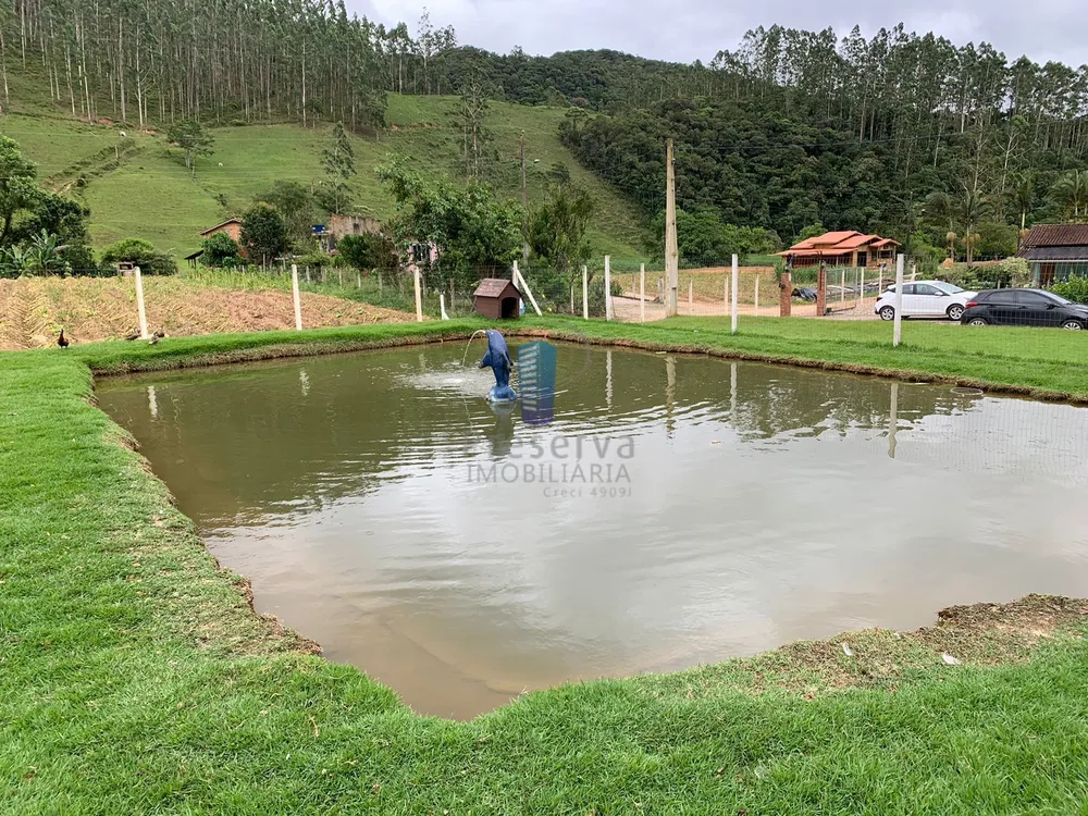 Chácara, 3 quartos, 30 m² - Foto 1