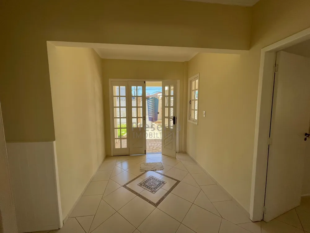 Casa, 5 quartos, 350 m² - Foto 4