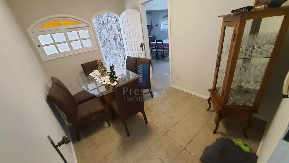 Casa, 5 quartos, 200 m² - Foto 2