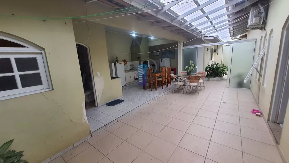Casa, 5 quartos, 200 m² - Foto 3