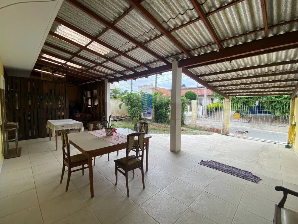 Casa, 3 quartos, 240 m² - Foto 2