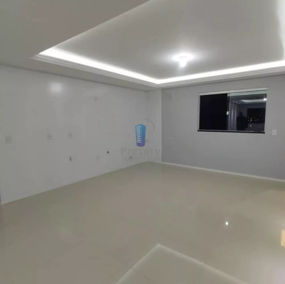 Apartamento à venda com 3 quartos, 84m² - Foto 2