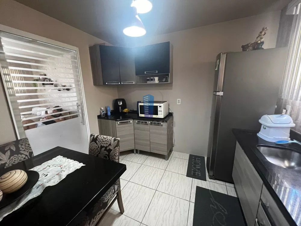 Apartamento à venda com 2 quartos, 60m² - Foto 2