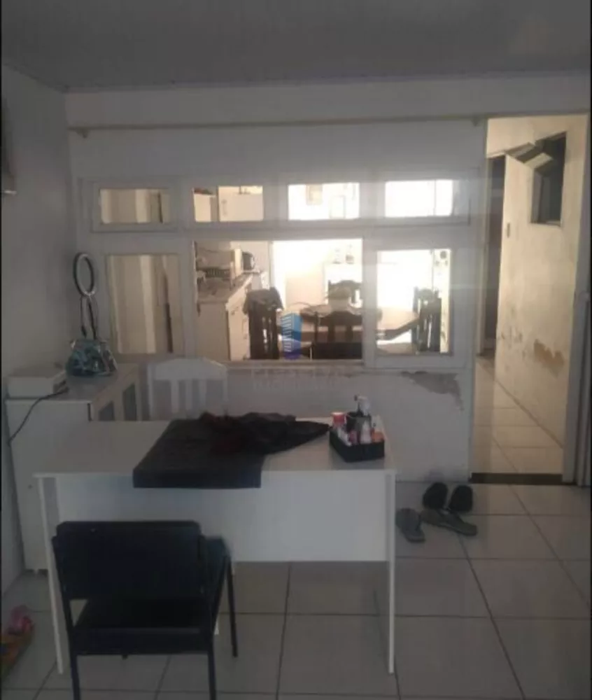 Casa, 3 quartos, 90 m² - Foto 2