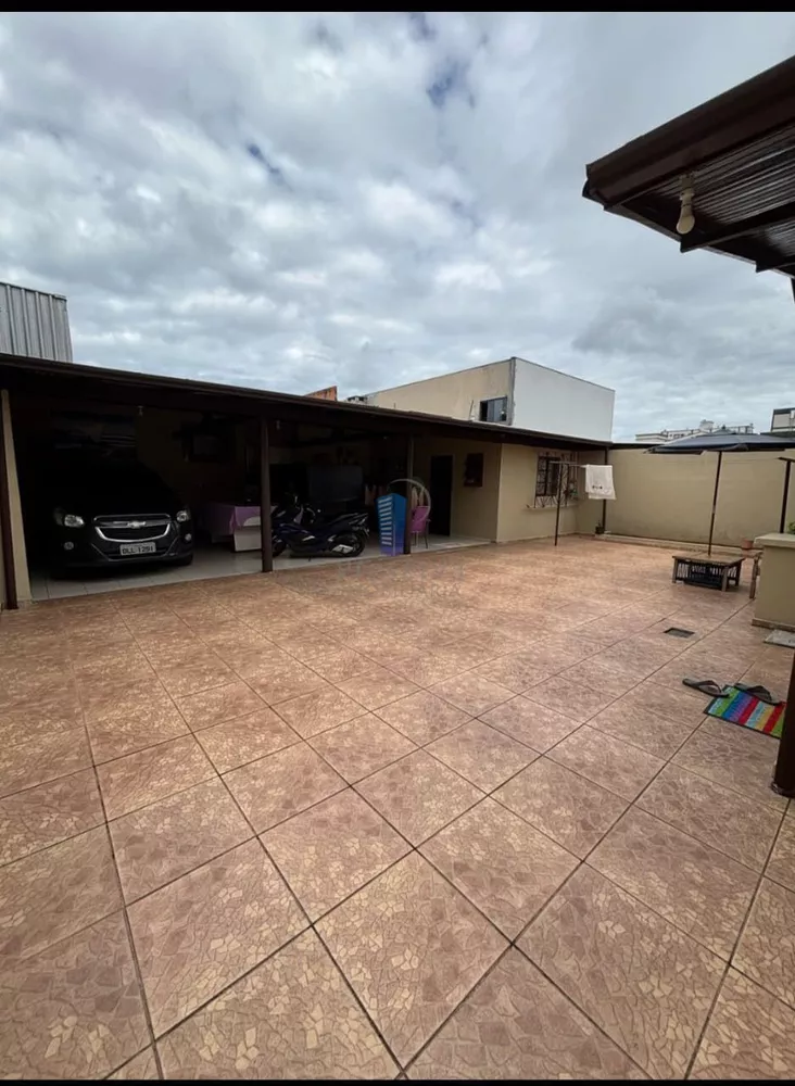 Casa, 3 quartos, 146 m² - Foto 1