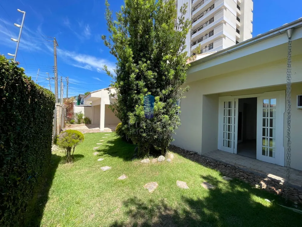 Casa, 6 quartos, 350 m² - Foto 3