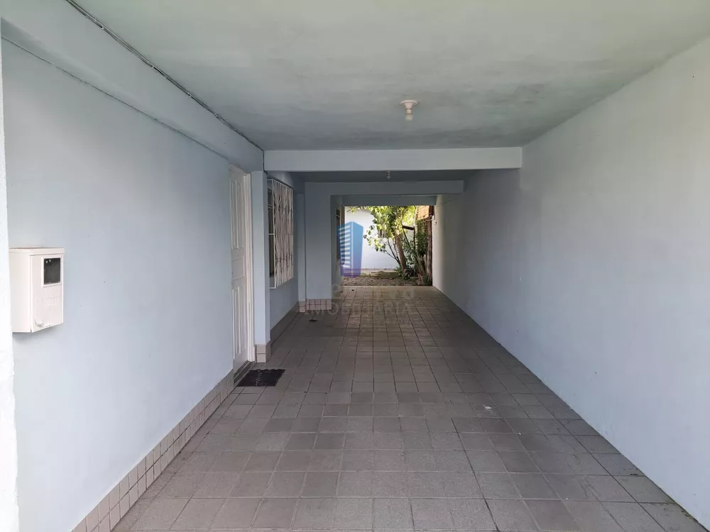 Casa, 3 quartos, 180 m² - Foto 3