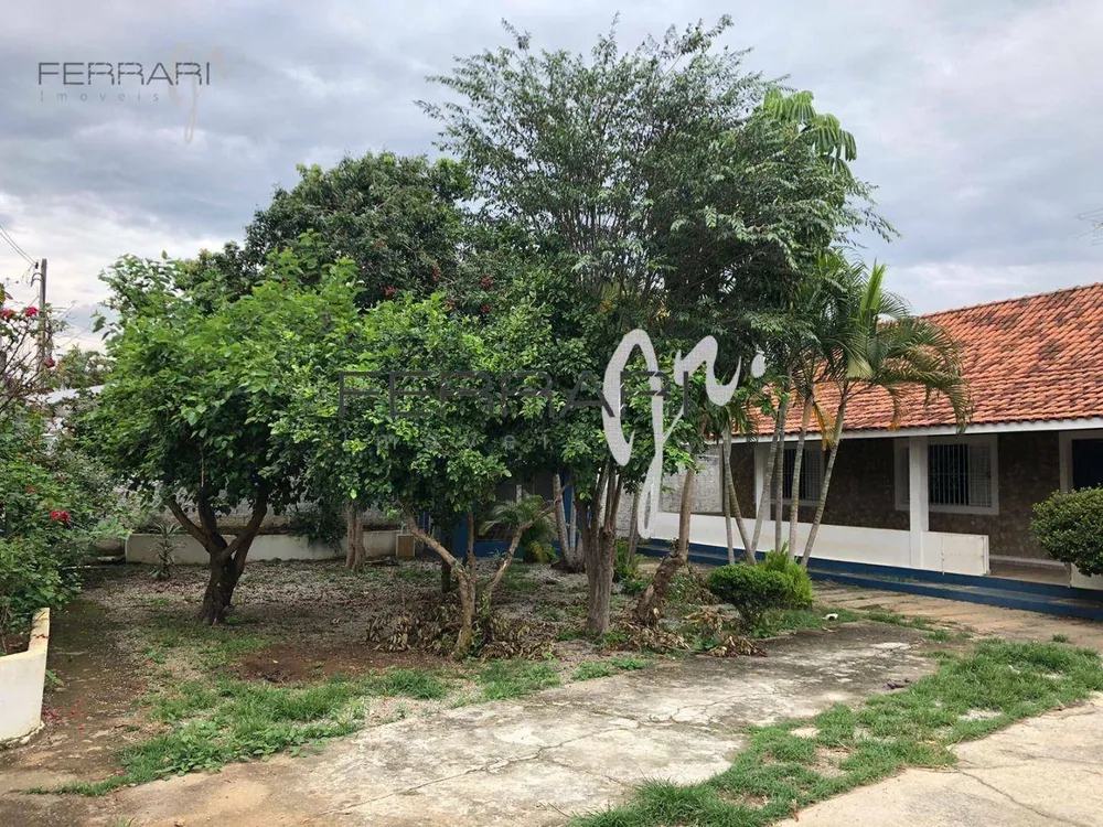 Chácara, 3 quartos, 750 m² - Foto 1