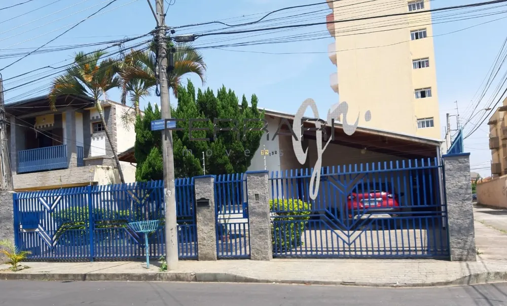 Casa, 3 quartos, 200 m² - Foto 1
