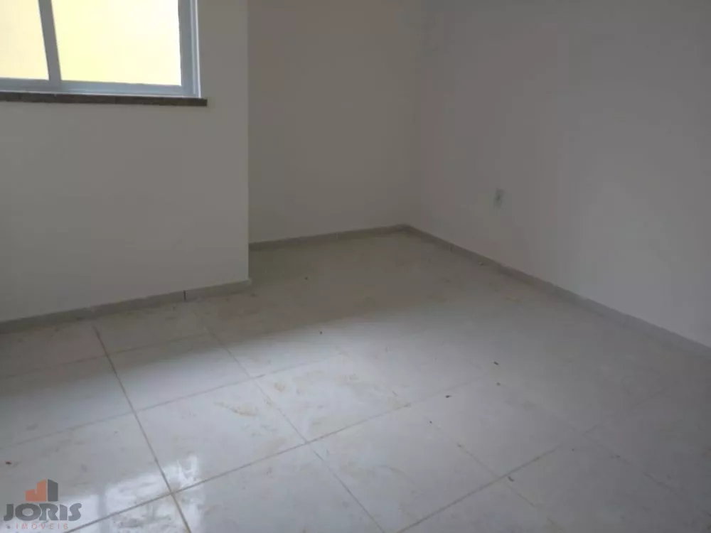 Casa à venda com 3 quartos, 97m² - Foto 4