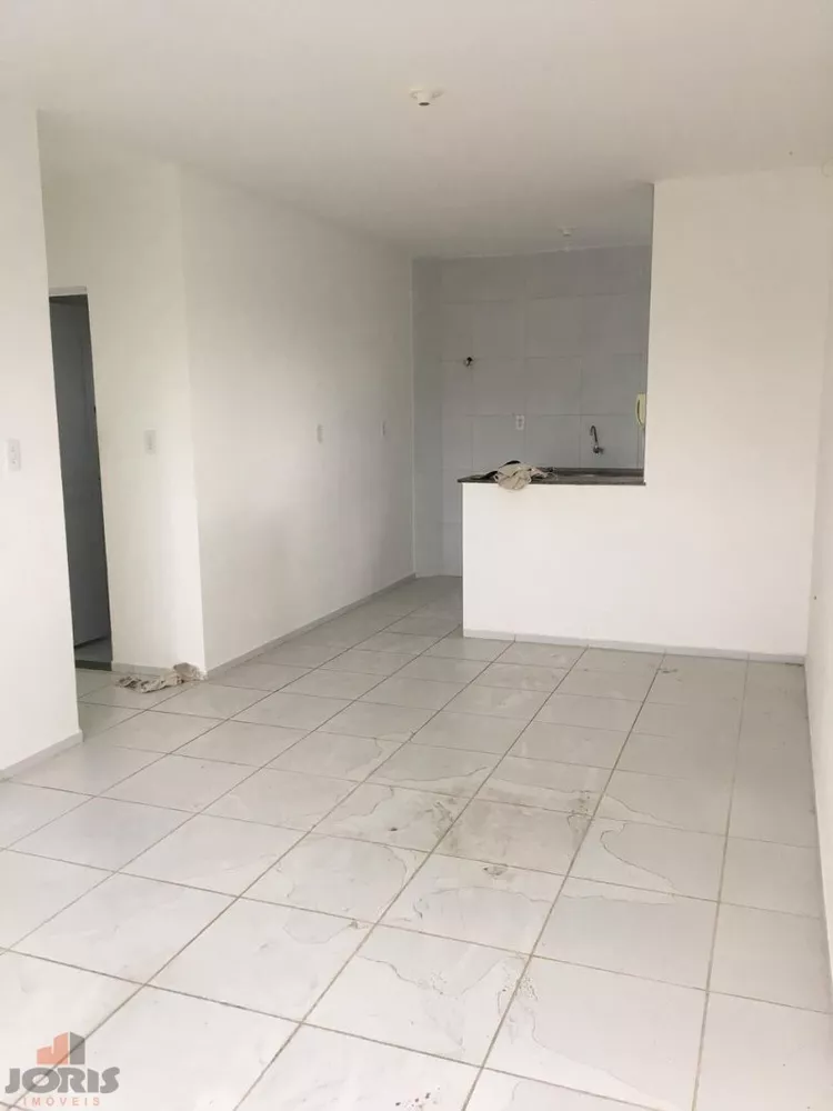 Apartamento à venda com 2 quartos, 61m² - Foto 5