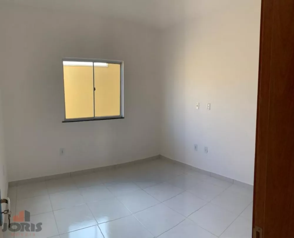 Casa à venda com 2 quartos, 75m² - Foto 12