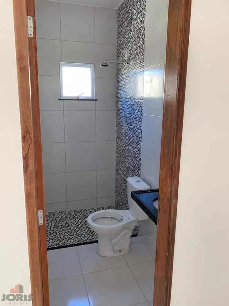 Casa à venda com 2 quartos, 75m² - Foto 5