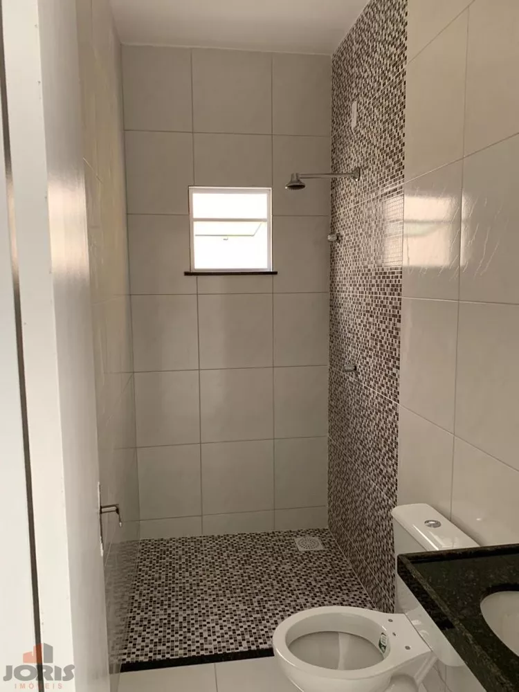 Casa à venda com 2 quartos, 75m² - Foto 6