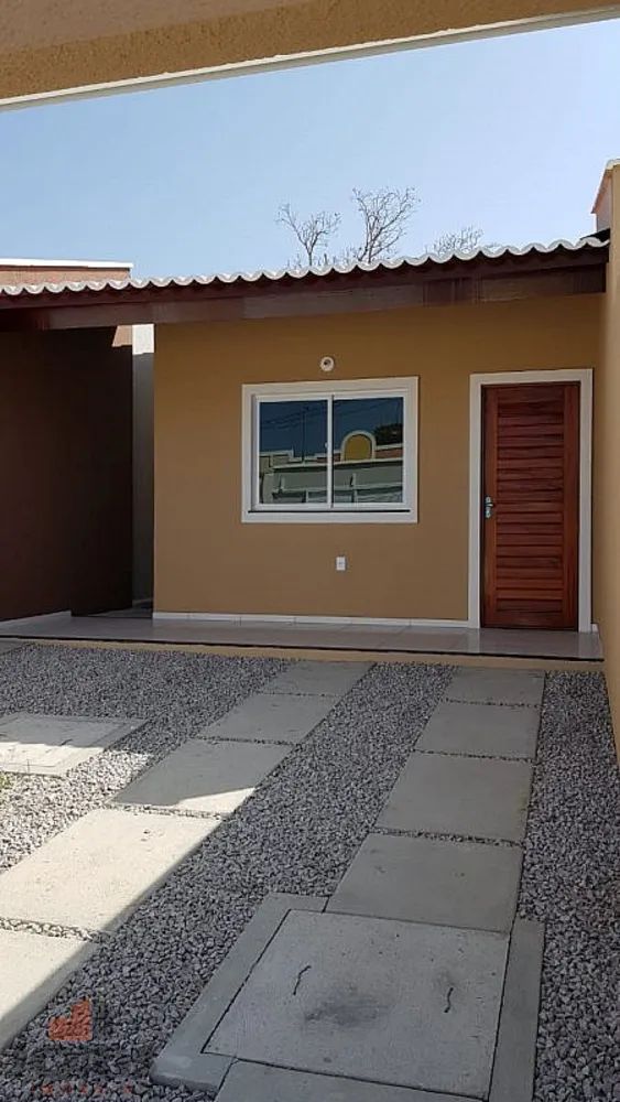 Casa, 2 quartos, 82 m² - Foto 1