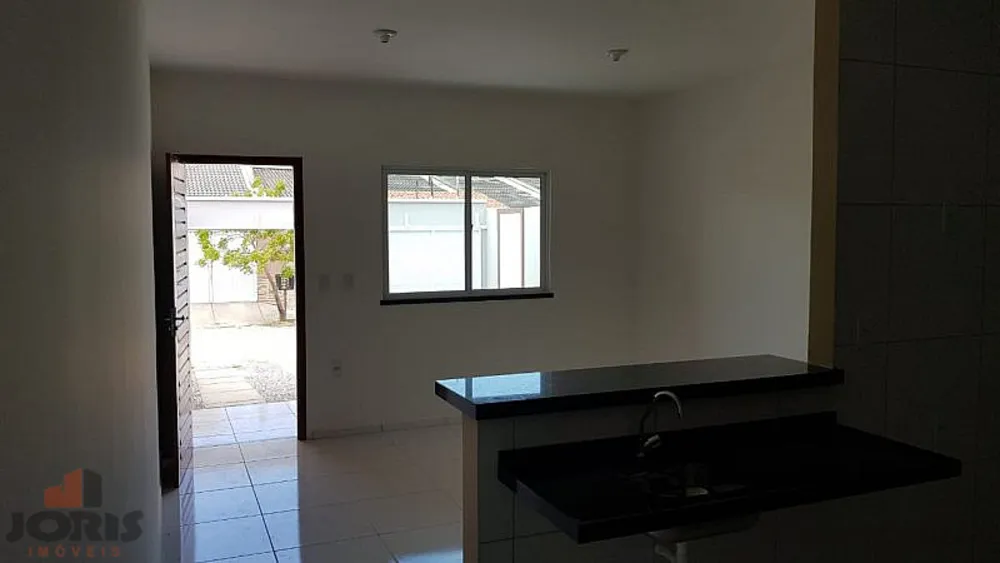 Casa, 2 quartos, 82 m² - Foto 1